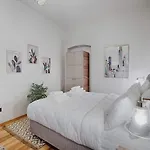 Spacious Rustic 2 Bedroom Few Steps From Galata Tower 公寓 伊斯坦布尔